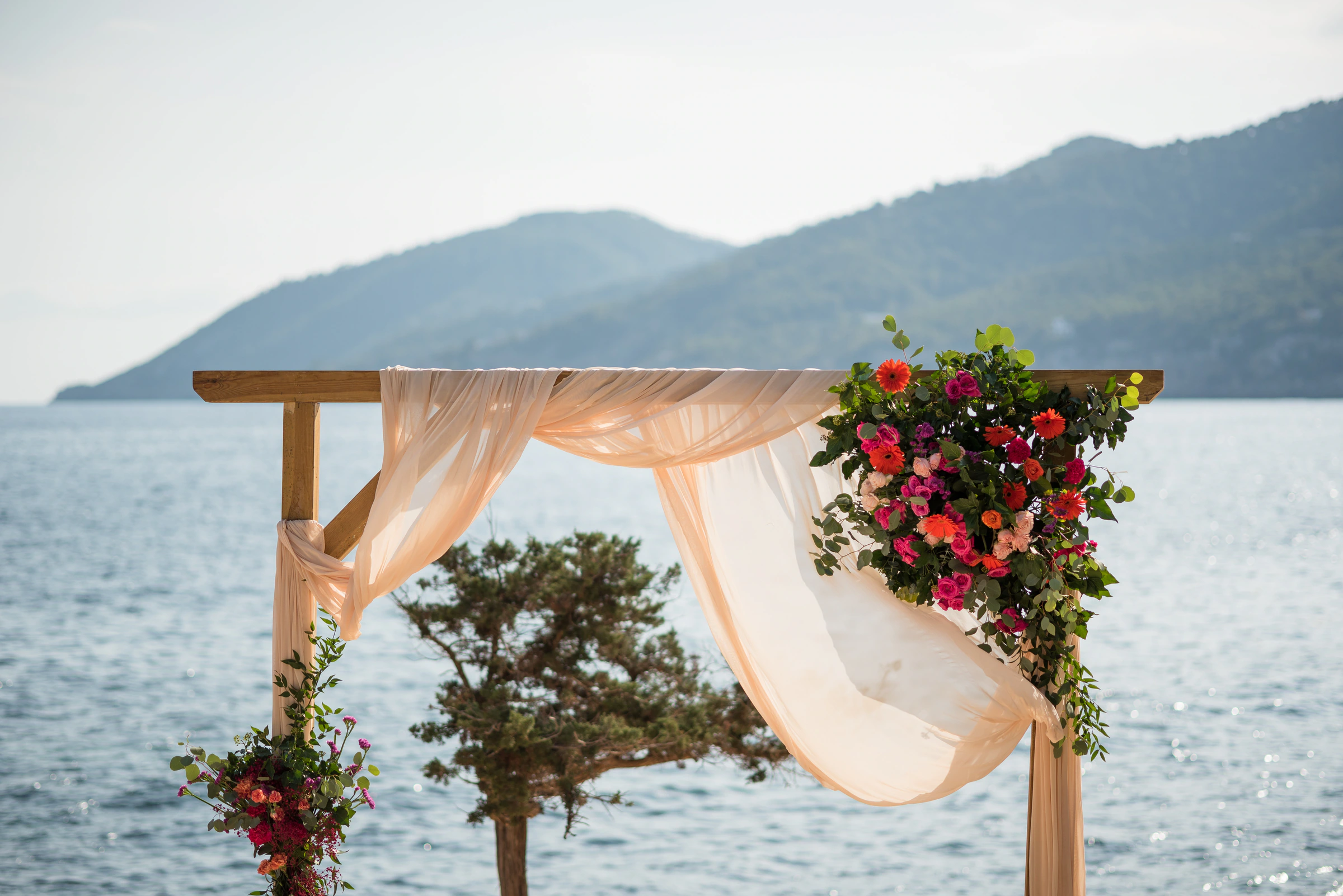 Ana and Ryan's real wedding in Ibiza, photograph 3