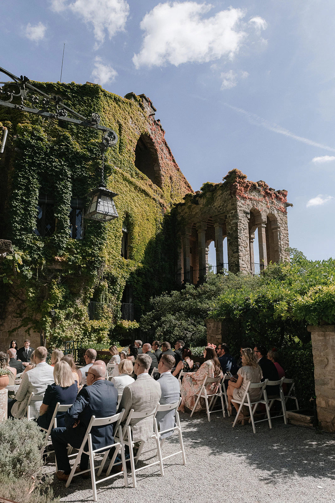 Chris and Emily's real wedding in Barcelona, photograph 34