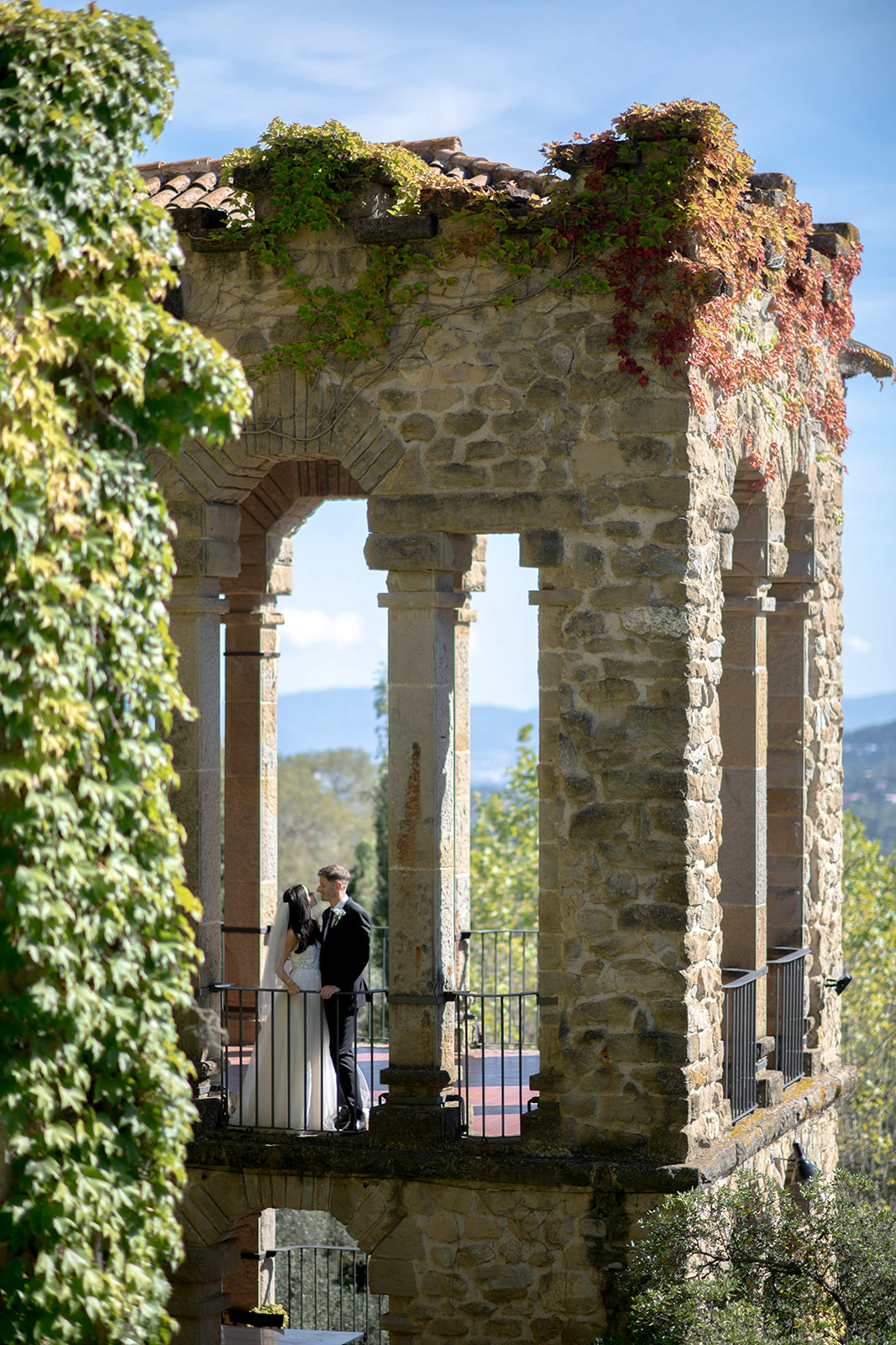 Chris and Emily's real wedding in Barcelona, photograph 50