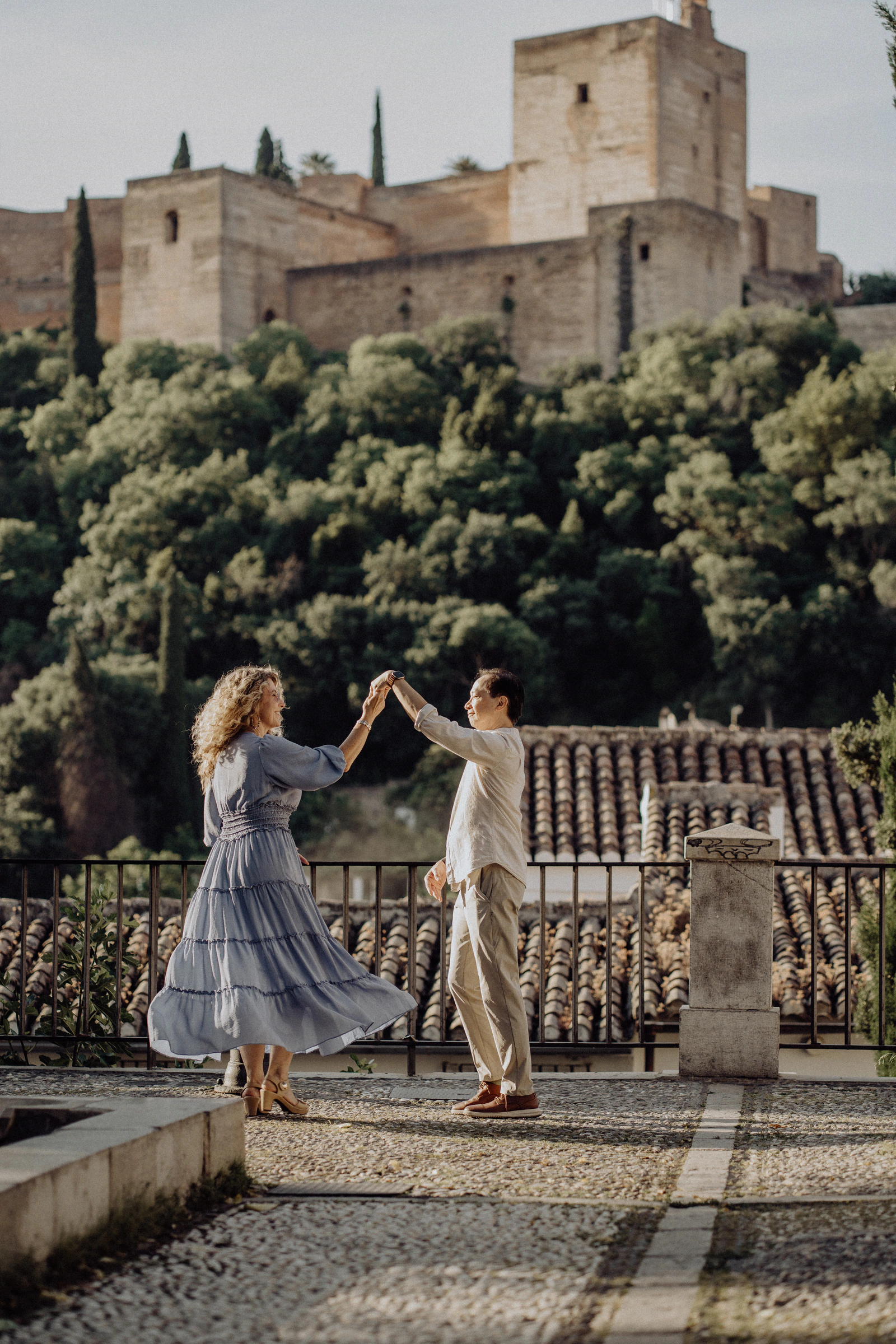 Guillermo and Danielle's pre-wedding session in Granada, photograph 3