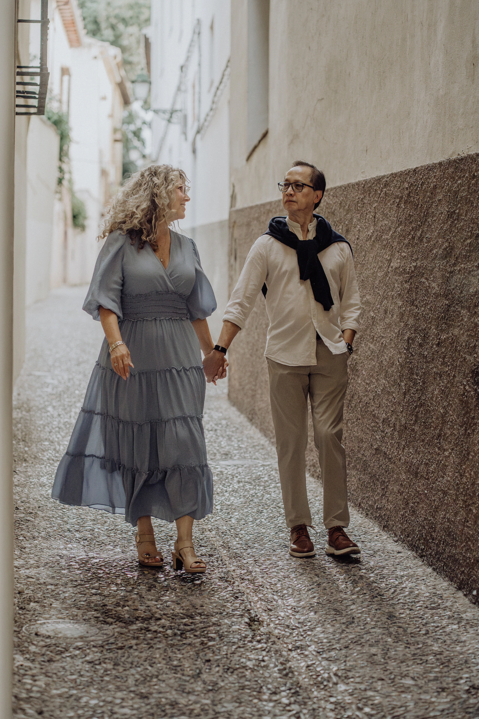 Guillermo and Danielle's pre-wedding session in Granada, photograph 13