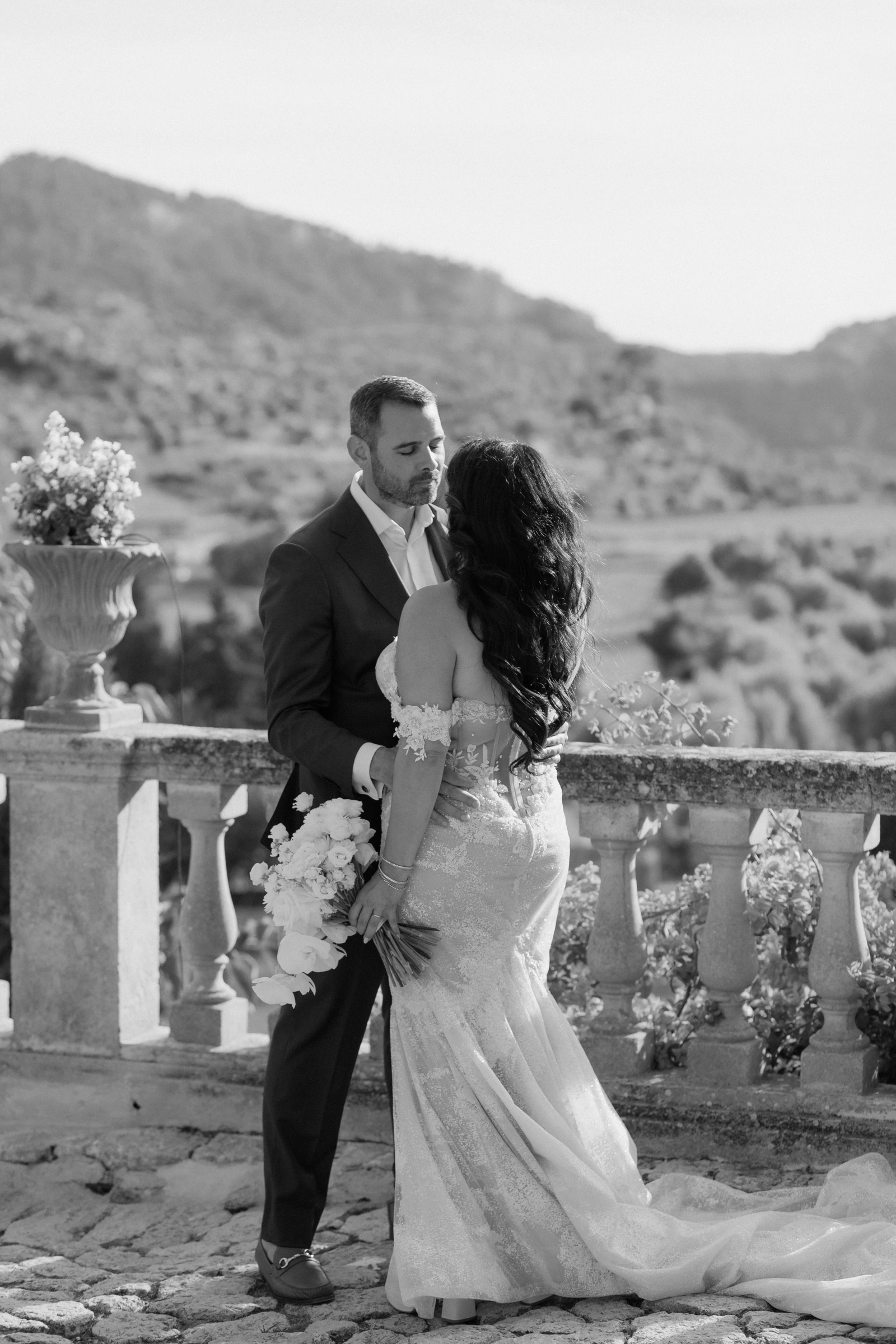 Sam and Pedro's real wedding in Mallorca, photograph 4