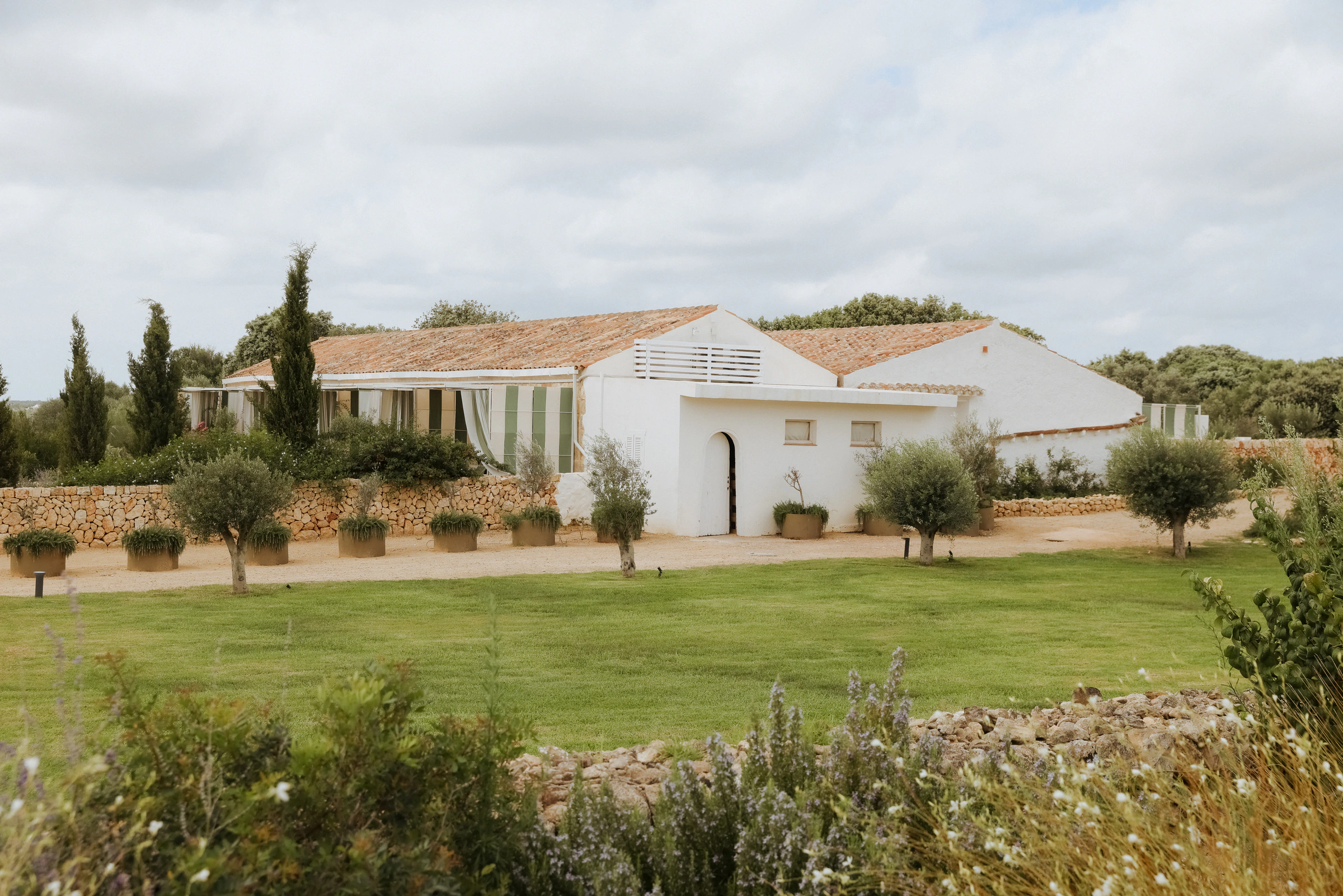 Tessa and Ryan's real wedding in Menorca, photograph 11